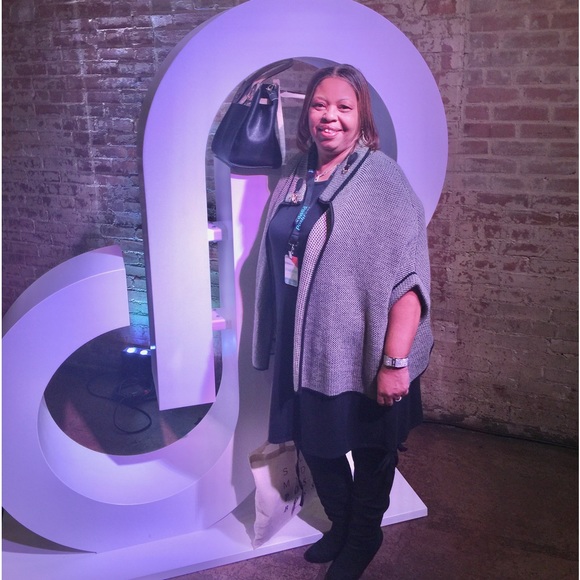 Today is Leggings day! Join our list to be notified when we go live! - Picture 7 of 17